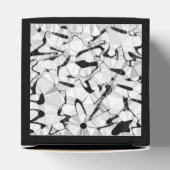 Motion Gift Boxの白黒 フェイバーボックス (上部)