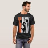 Motivational Girls Cheerleading Womens Believe Ora Tシャツ (正面フル)