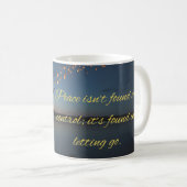Motivational Peace Quote Mug: Finding True Peace コーヒーマグカップ (正面右)