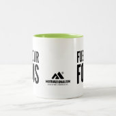 MOTIVATIONALISM© Fuel Your Focus_ ツートーンマグカップ (中央)