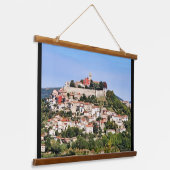 Motovun Croatia 吊り下げ型タペストリー (傾斜あり)