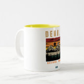 Mount Denali Alaska Mug – Scenic Mountain Coffee ツートーンマグカップ (正面左)