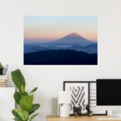 Mount Fuji At Sunrise Honshū Japan ポスター (ホームオフィス)