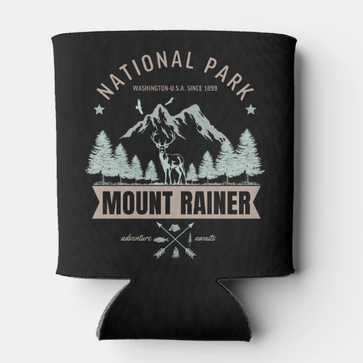 Mount Rainier Wilderness Deer Graphic 缶クーラー (裏面)