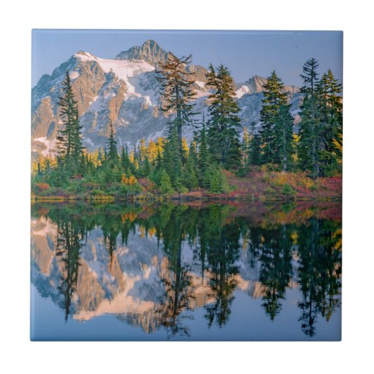 Mount Shuksan mirrored in Reflection Lake タイル (正面)
