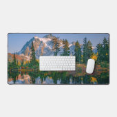 Mount Shuksan mirrored in Reflection Lake デスクマット (キーボード&マウス)