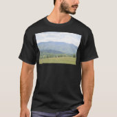 Mountain Beauty  Active Tシャツ (正面)