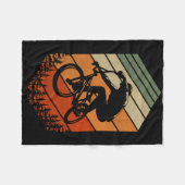 Mountain Biking Retro Jump Forest Extreme Mtb Styl フリースブランケット (正面(横))