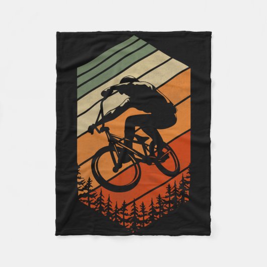 Mountain Biking Retro Jump Forest Extreme Mtb Styl フリースブランケット (正面)