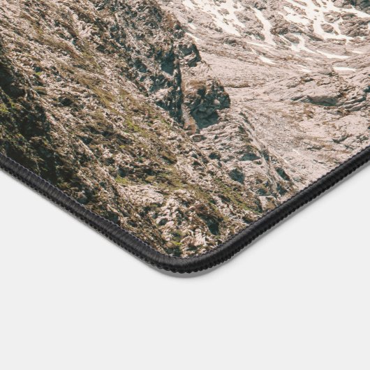 Mountain Landscape (Custom Text and Initials) デスクマット (コーナー)