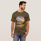Mountain Sunset Lake Scene | Retro Hippie Van Life Tシャツ (正面フル)