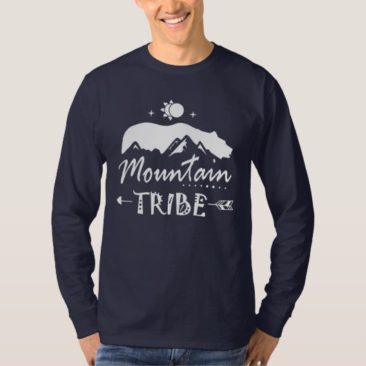 Mountain Tribe T-Shirt for RVers and Hikers Tシャツ (正面)