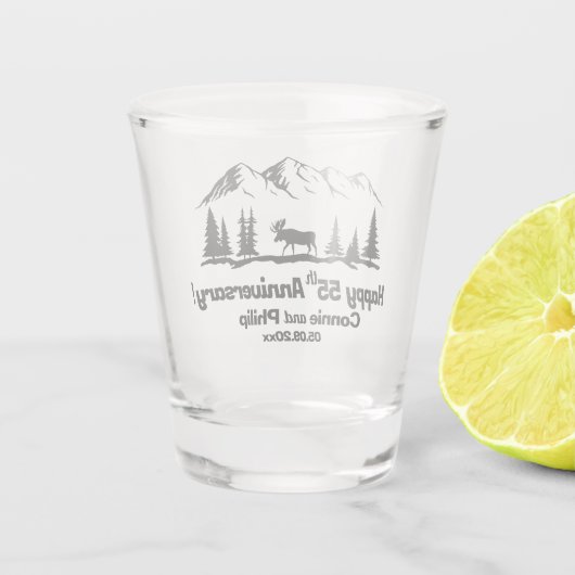 Mountains and Moose 55th Wedding Anniversary ショットグラス (裏面)