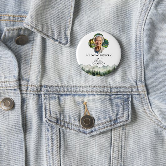 Mountains and Trees Celebration Of Life Keepsake 缶バッジ (インサイチュ)