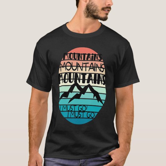 Mountains are Calling Sunsets  Snow Slopes Family  Tシャツ (正面)