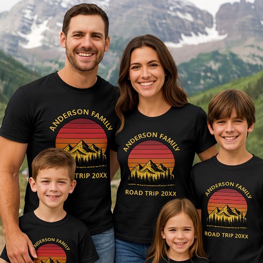 Mountains & Retro Sunset Family Vacation Template Tシャツ