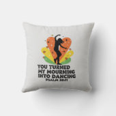 Mourning into dancing design クッション (裏面)