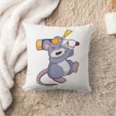 Mouse at Cricket with Cricket bat クッション (ブランケット)
