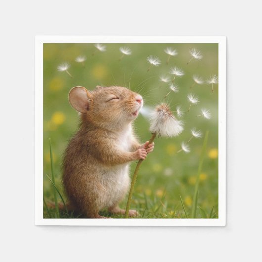 Mouse Blowing Dandelion Seeds スタンダードカクテルナプキン (正面)