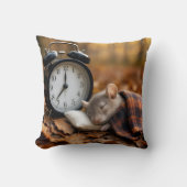 Mouse Sleeping By an Alarm Clock クッション (正面)