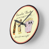 Movie Theater Concession Stand Hotdog Popcorn  ラウンド壁時計 (傾斜)