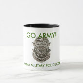 MPBadgeは、軍隊行きます! 、米国陸軍の憲兵隊 マグカップ (中央)