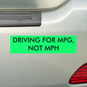 MPGのために運転します、ないMPH バンパーステッカー (車上)
