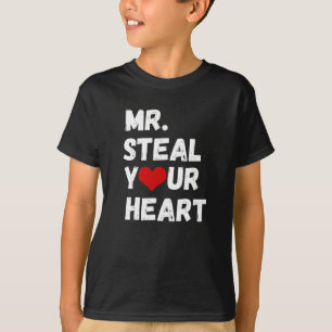 Mr.バレンタインデーのハートTシャツを盗む Tシャツ