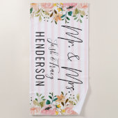 Mr.ミセス名パーソナライズされたと姓のフローラ ビーチタオル (正面)