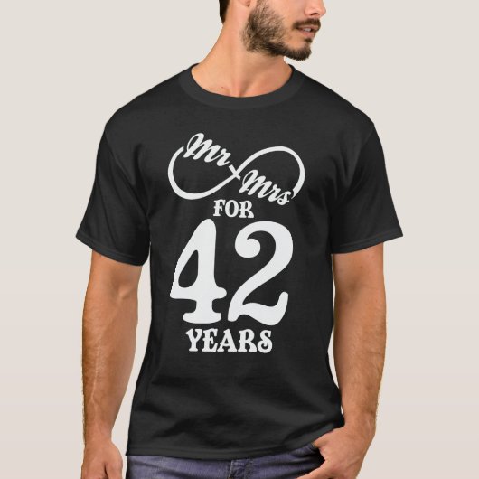 Mr.42年42年42結婚周年 Tシャツ (正面)
