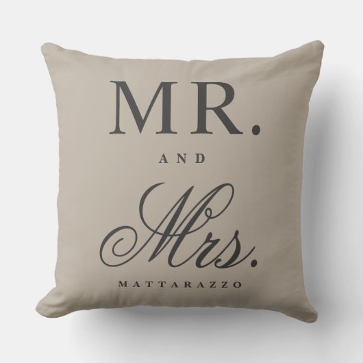 Mr. and Mrs. スロー枕 クッション (正面)
