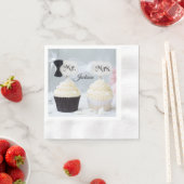 Mr. and Mrs. Bride and Groom Bridal Shower Napkins 縁ありカクテルナプキン (インサイチュ)