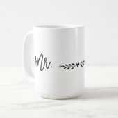 Mr. and Mrs. Coffee Mug：ブラックとのスクリプトフォント コーヒーマグカップ (正面左)