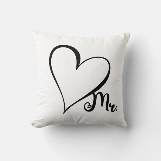 Mr. Black Heart Throw Pillow クッション (正面)