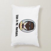 Mr. Markuss's Throw It All Away Pillows アクセントクッション (裏面(縦))