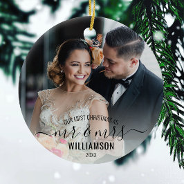 Mr & Mrs ｜私たちの初めてのクリスマスを祝う2枚の写真入りカリグラフィー セラミックオーナメント