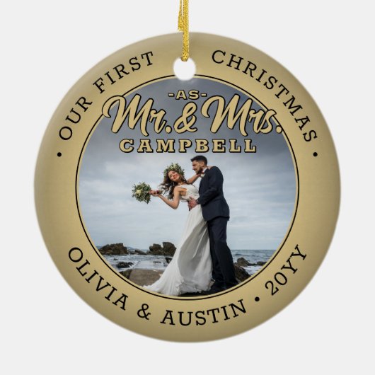 Mr. & Mrs. 2 Photo Newlyweds第1回クリスマスフェイク金ゴールド セラミックオーナメント (裏面)