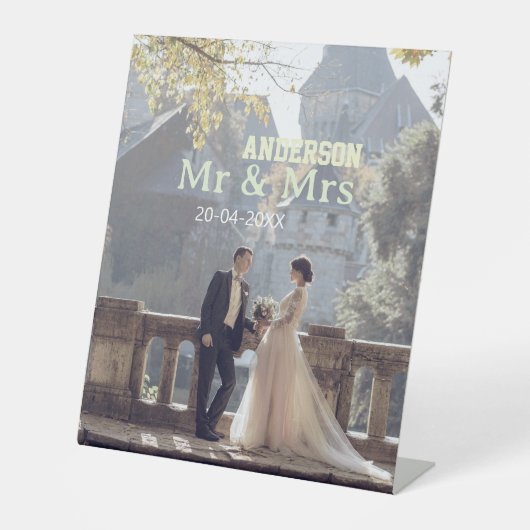 Mr & Mrs add family name photo date wedding family 台座サイン (正面)