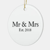 Mr & Mrs Est. Year Elegant Personalized Couple  セラミックオーナメント (左)
