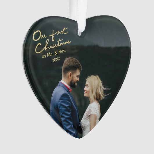 Mr. & Mrs. Heartの形をしたクリスマスとしての私たちの初めてのクリスマス オーナメント (正面)