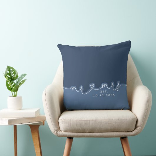 Mr Mrs Heart Script Dusty Blue Wedding Pillow クッション (椅子)