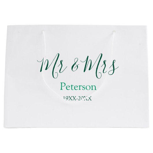Mr & Mrs last name married year wedding engagement ラージペーパーバッグ (正面)