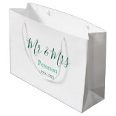 Mr & Mrs last name married year wedding engagement ラージペーパーバッグ (裏面アングル)