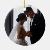 Mr. & Mrs. Names & Photoとしての初めてのクリスマス セラミックオーナメント (裏面)