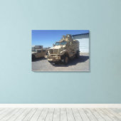 MRAP米国の軍隊の装甲 キャンバスプリント (インサイチュ (ウッドフロア))