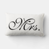 Mrsスクロール文字（白黒） ランバークッション (裏面)