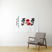 Mrs. と Mrs. の写真用背景 - オーダーメイドの結婚式 タペストリー (インサイチュ(横))