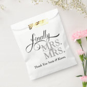 Mrs. と Mrs. LGBTQ フェイバーバッグ (封をした状態)