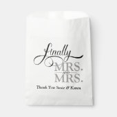 Mrs. と Mrs. LGBTQ フェイバーバッグ (正面)