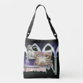 Mrs Crabtree, The New World クロスボディバッグ (裏面)